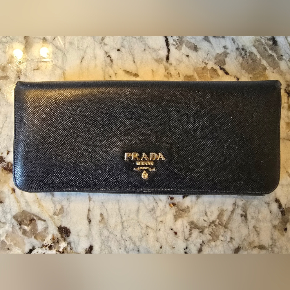 Prada Black Wallet with Saffiano Leather